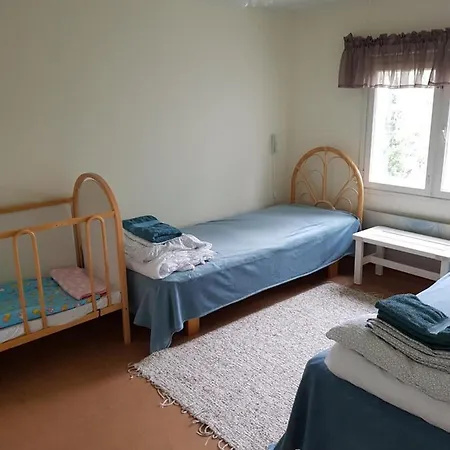 Kaerppaelaen Rustholli 3* Lempaala