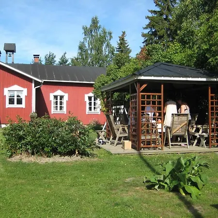 Kaerppaelaen Rustholli