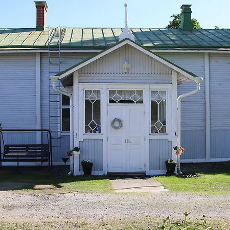 Kaerppaelaen Rustholli Guest house 3*